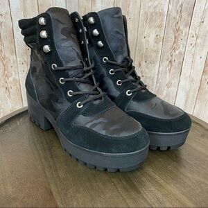 Steve Madden Greater‎ Camo Platform Combat Ankle Boots Size 10 Women
